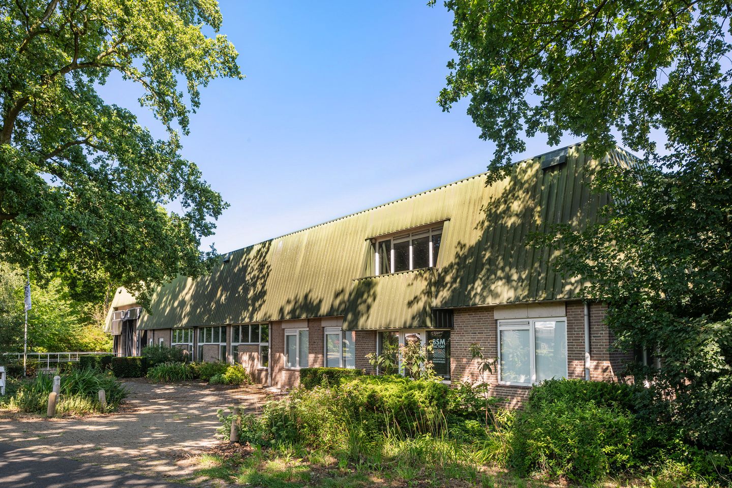 Bekijk foto 2 van Lebbenbruggedijk 28