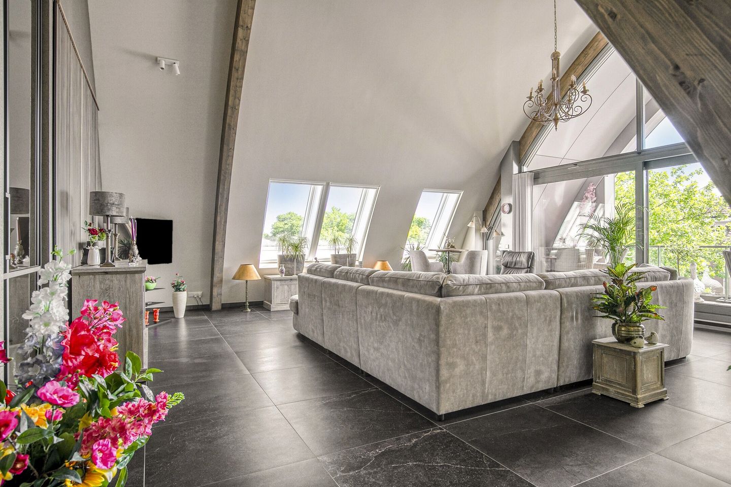 Foto 10 van Thorbeckelaan 22-H