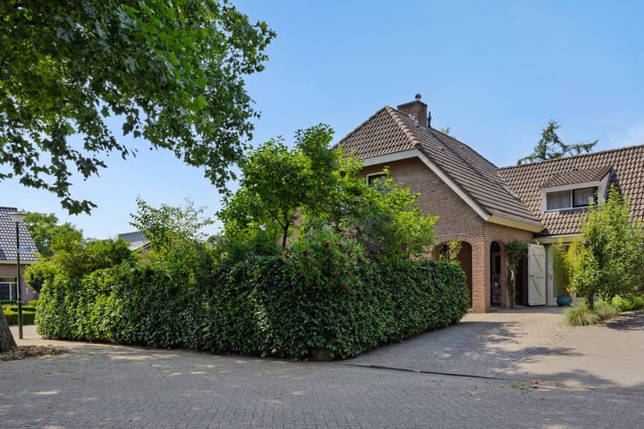 Foto 1 van Pastoor van Ervenstraat 1