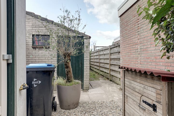 Photo 32 of Tulpstraat 17