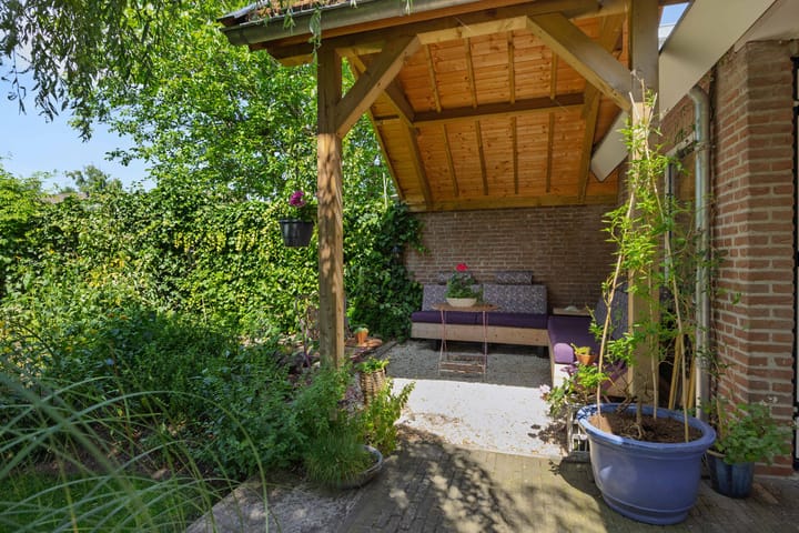 Foto 46 van Pastoor van Ervenstraat 1