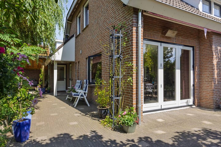 Foto 49 van Pastoor van Ervenstraat 1