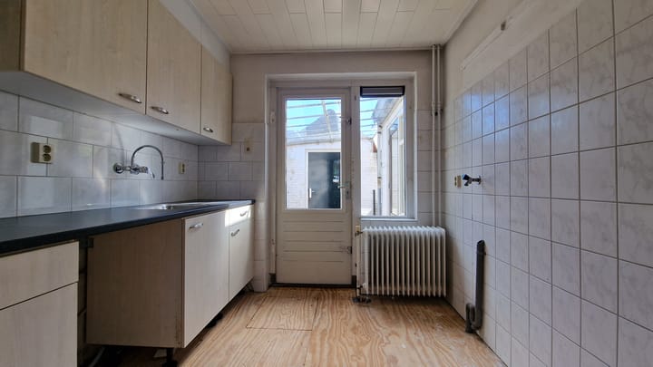 Photo 5 of Burgemeester Bentinckstraat 15