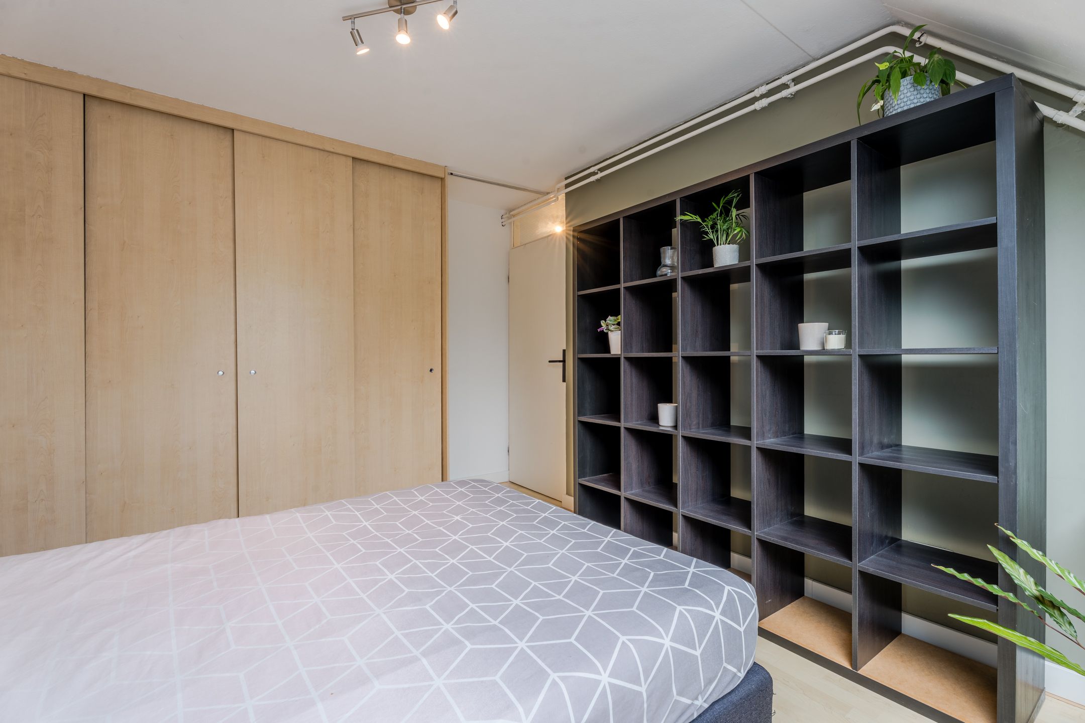 Foto 15 van Kardinaalsmuts 75