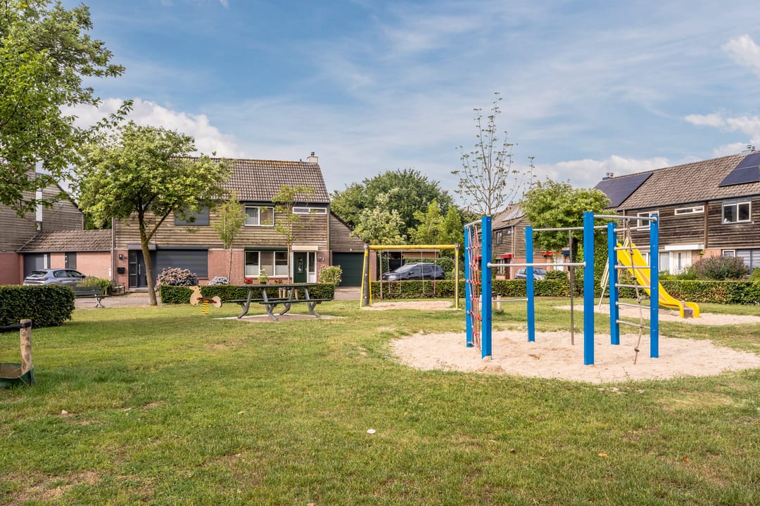 Foto 26 van Kardinaalsmuts 75