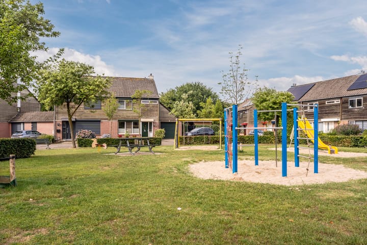 Foto 26 van Kardinaalsmuts 75