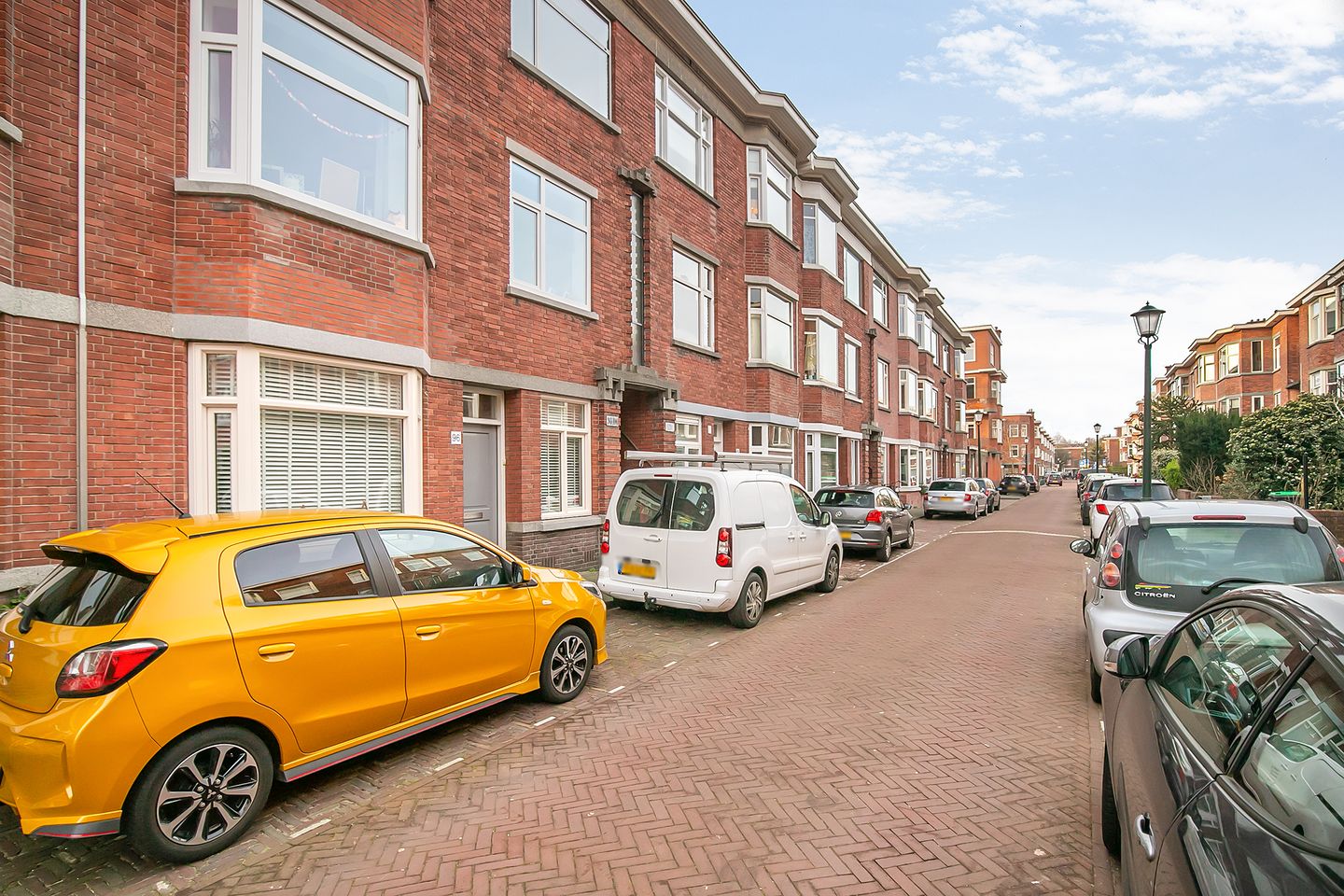 Photo 4 of Perenstraat 100
