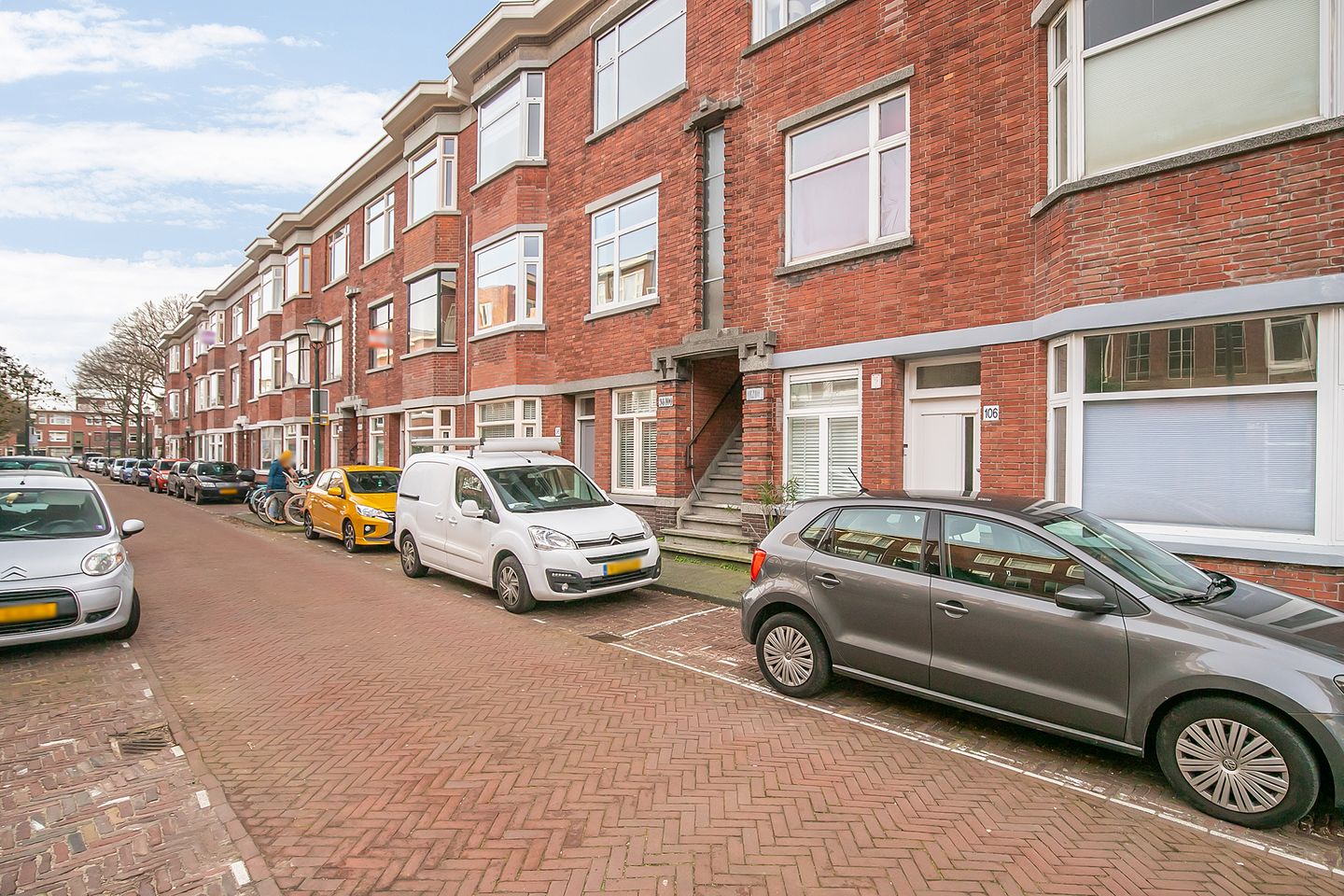 Photo 5 of Perenstraat 100