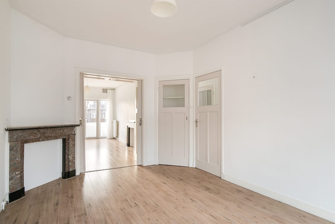 Photo 8 of Perenstraat 100