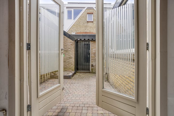 Photo 6 of Willem Loréstraat 68