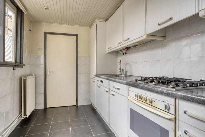 Photo 7 of Willem Loréstraat 68