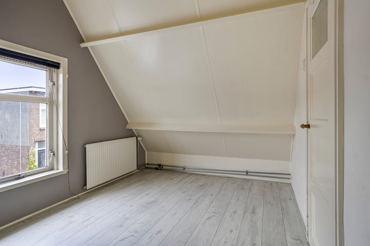 Photo 18 of Willem Loréstraat 68