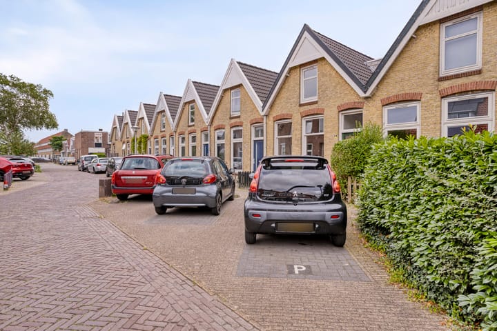 Photo 24 of Willem Loréstraat 68