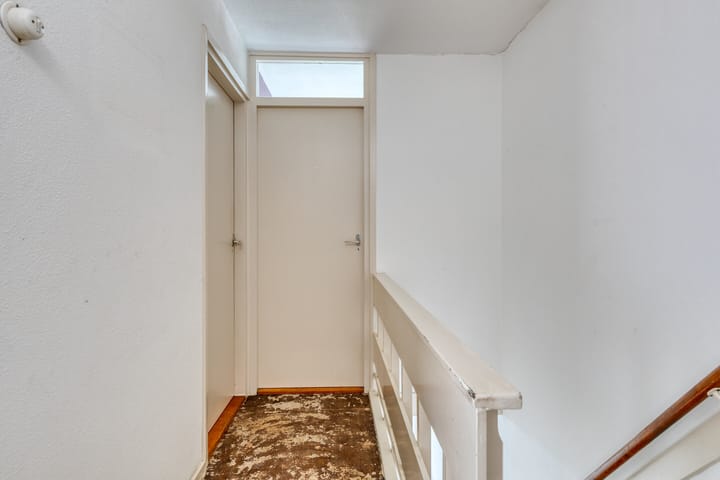 Foto 11 van Van den Berghlaan 229