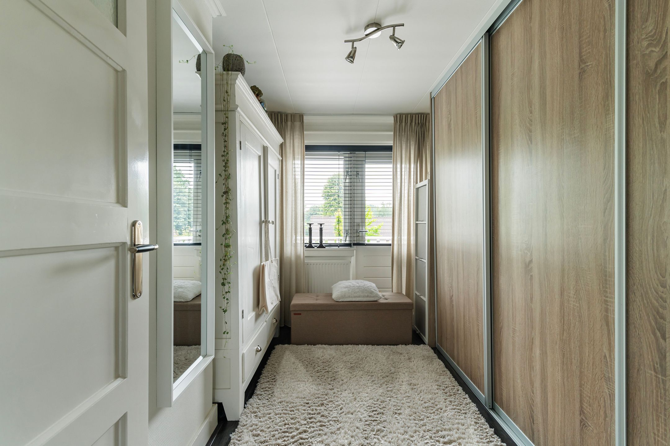 Photo 27 of Hemstea 19