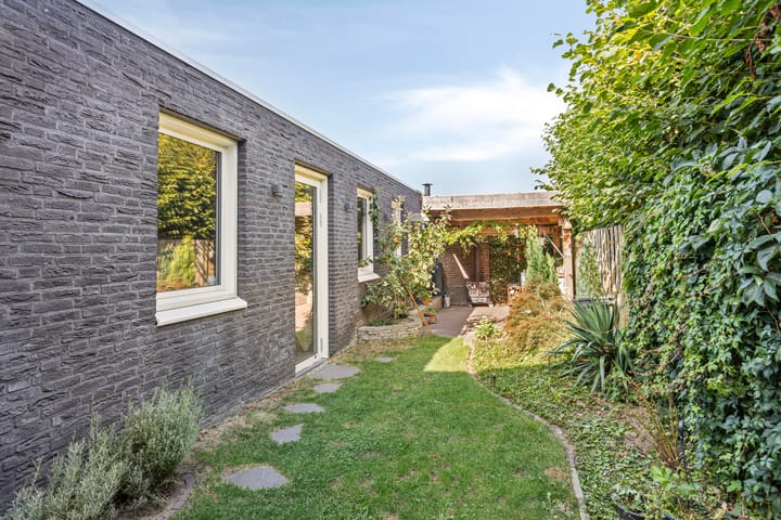 Photo 29 of Op den Koning 8