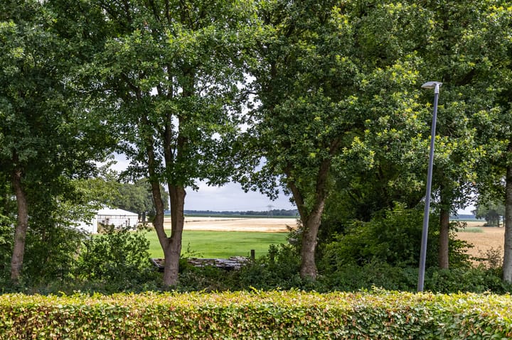 Foto 6 van Regimentslaan 16