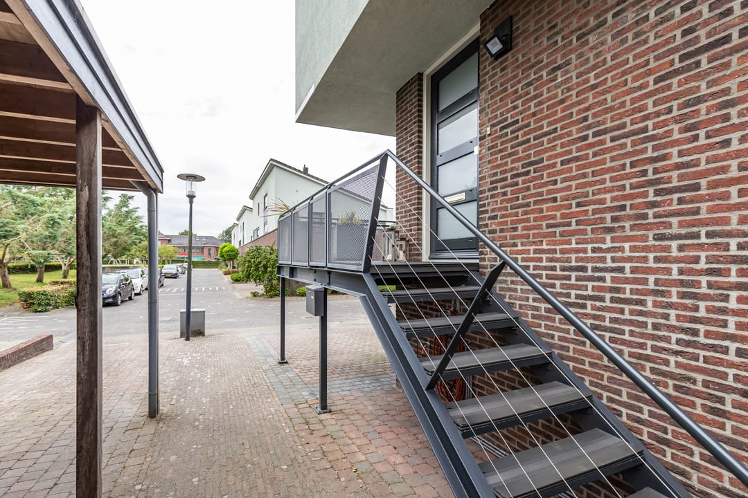 Foto 11 van Regimentslaan 16