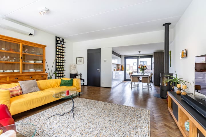 Foto 15 van Regimentslaan 16