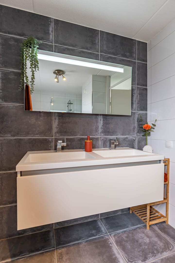 Foto 28 van Regimentslaan 16