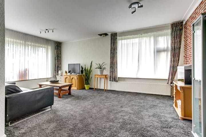 Foto 4 van Van der Brugghenstrjitte 32