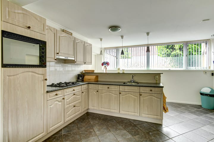 Foto 9 van Van der Brugghenstrjitte 32