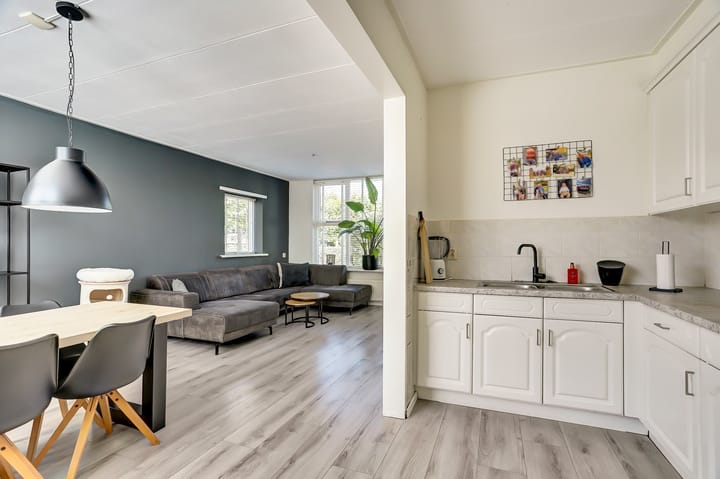 Foto 11 van It Roster 1