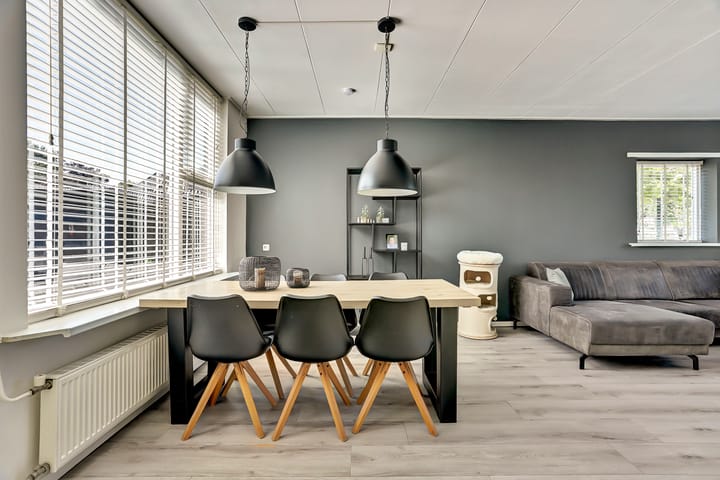 Foto 13 van It Roster 1