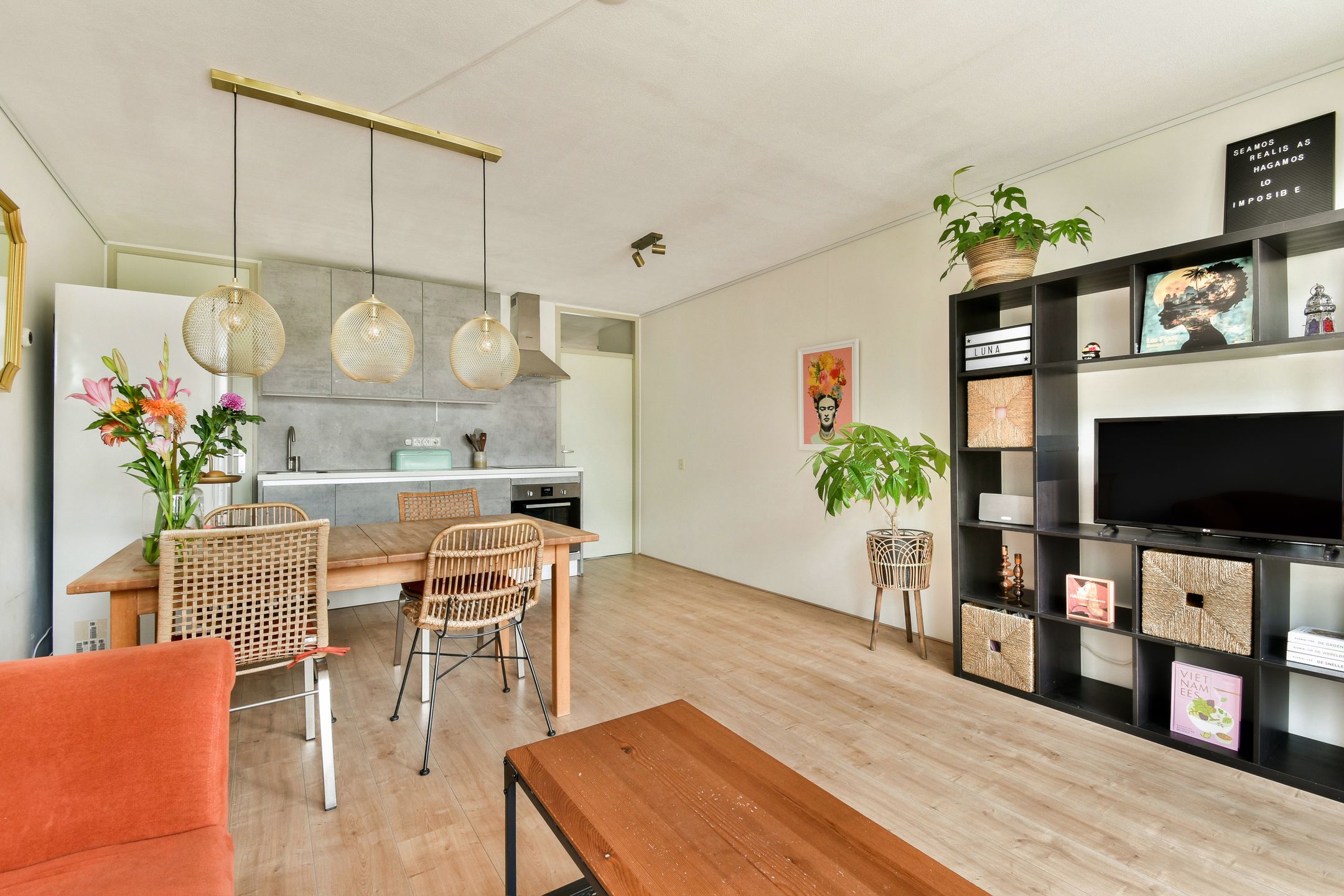 Photo 3 of Ernst Cahnsingel 40