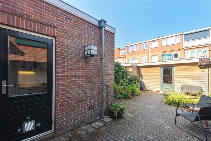 Foto 20 van Van 't Hoffstraat 19