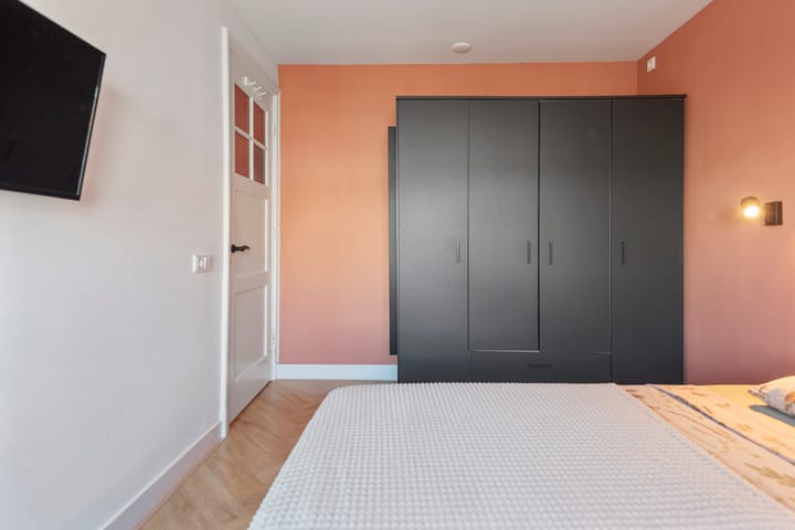 Foto 36 van Van 't Hoffstraat 19