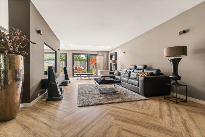 Foto 7 van Weezenhof 8218