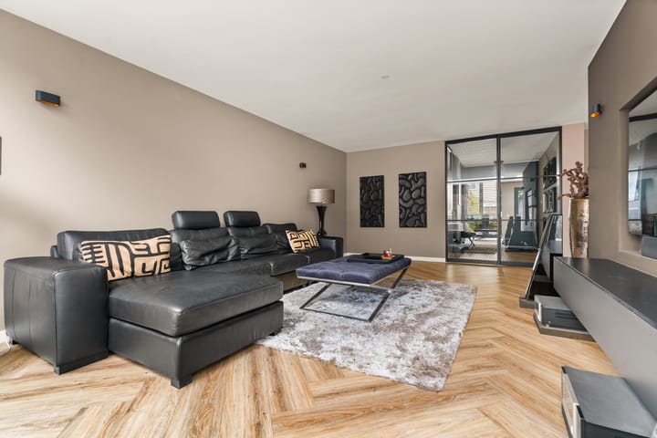 Foto 15 van Weezenhof 8218