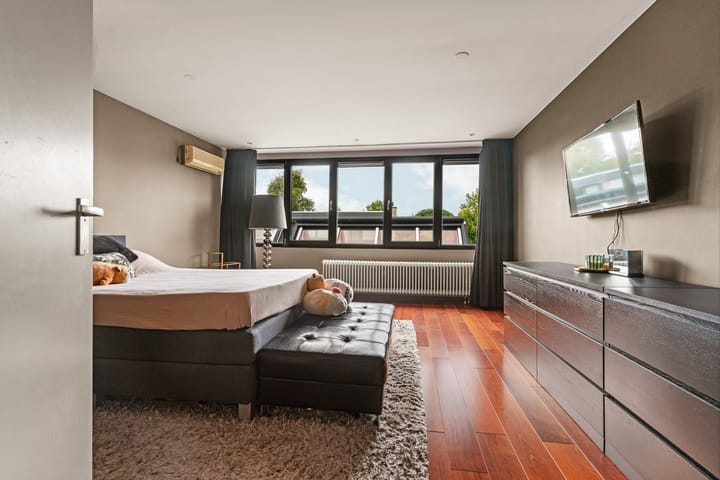 Foto 43 van Weezenhof 8218