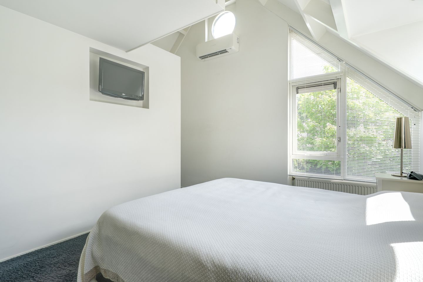 Foto 25 van Zwarte Dolfijn 33