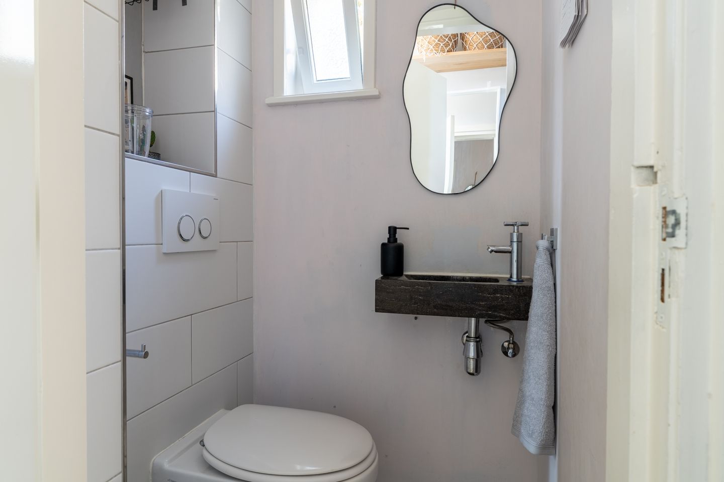 Photo 5 of Nicolaas Hooijkaasstraat 11