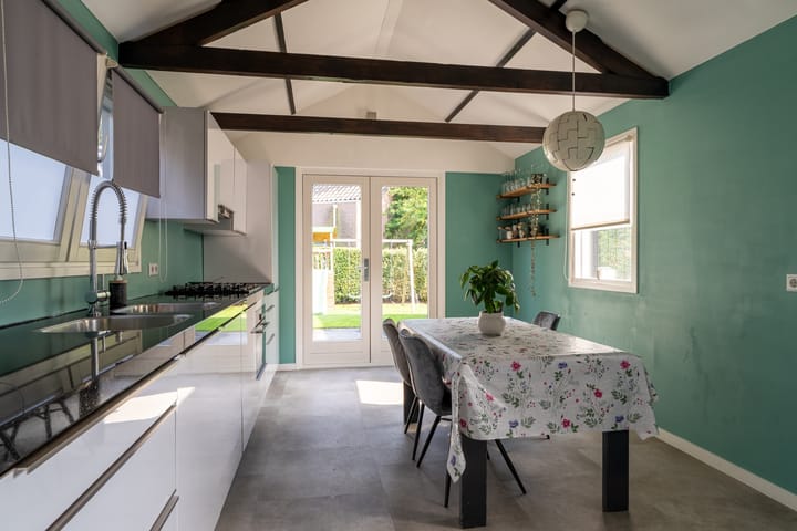 Foto 11 van Nicolaas Hooijkaasstraat 11