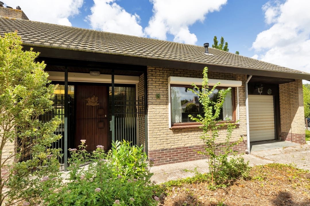 Foto 7 van Meeuwenlaan 6