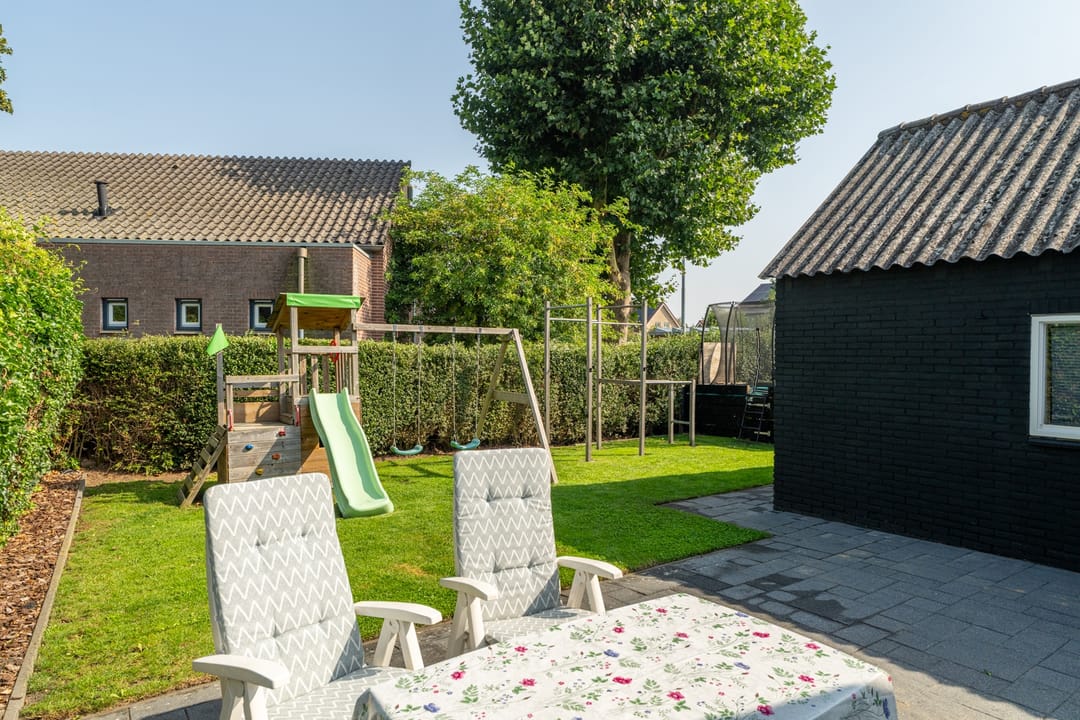 Photo 26 of Nicolaas Hooijkaasstraat 11