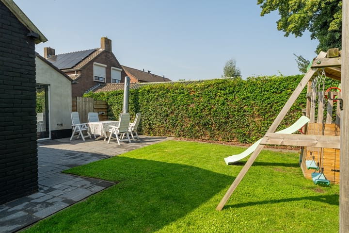 Foto 27 van Nicolaas Hooijkaasstraat 11