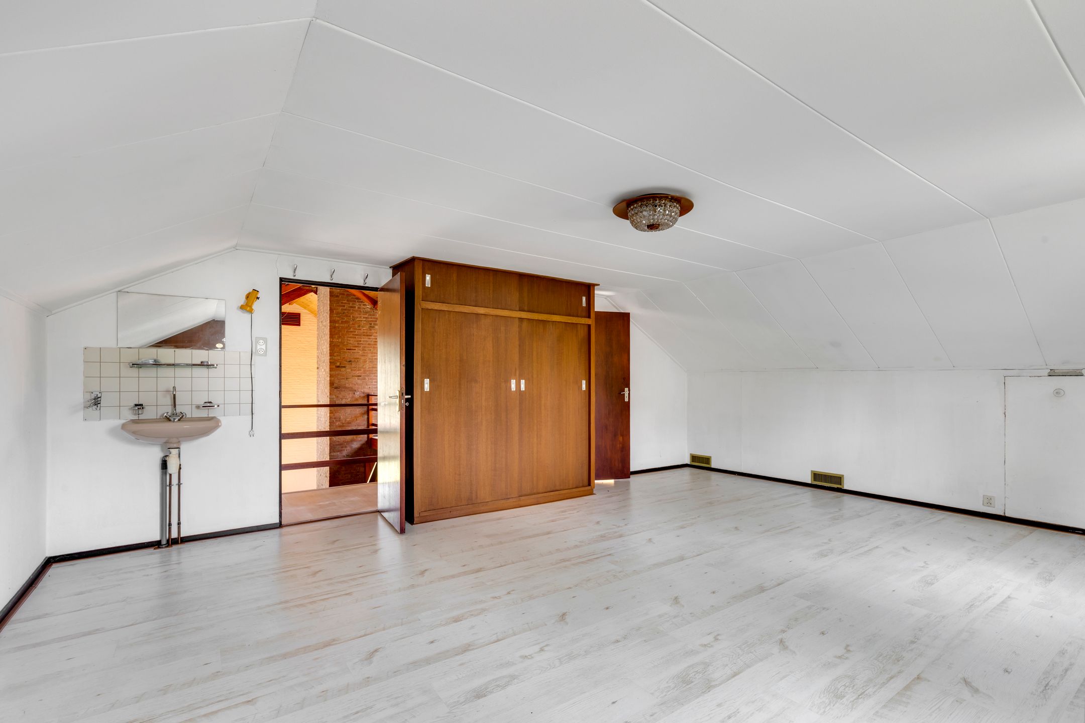 Foto 24 van Meeuwenlaan 6