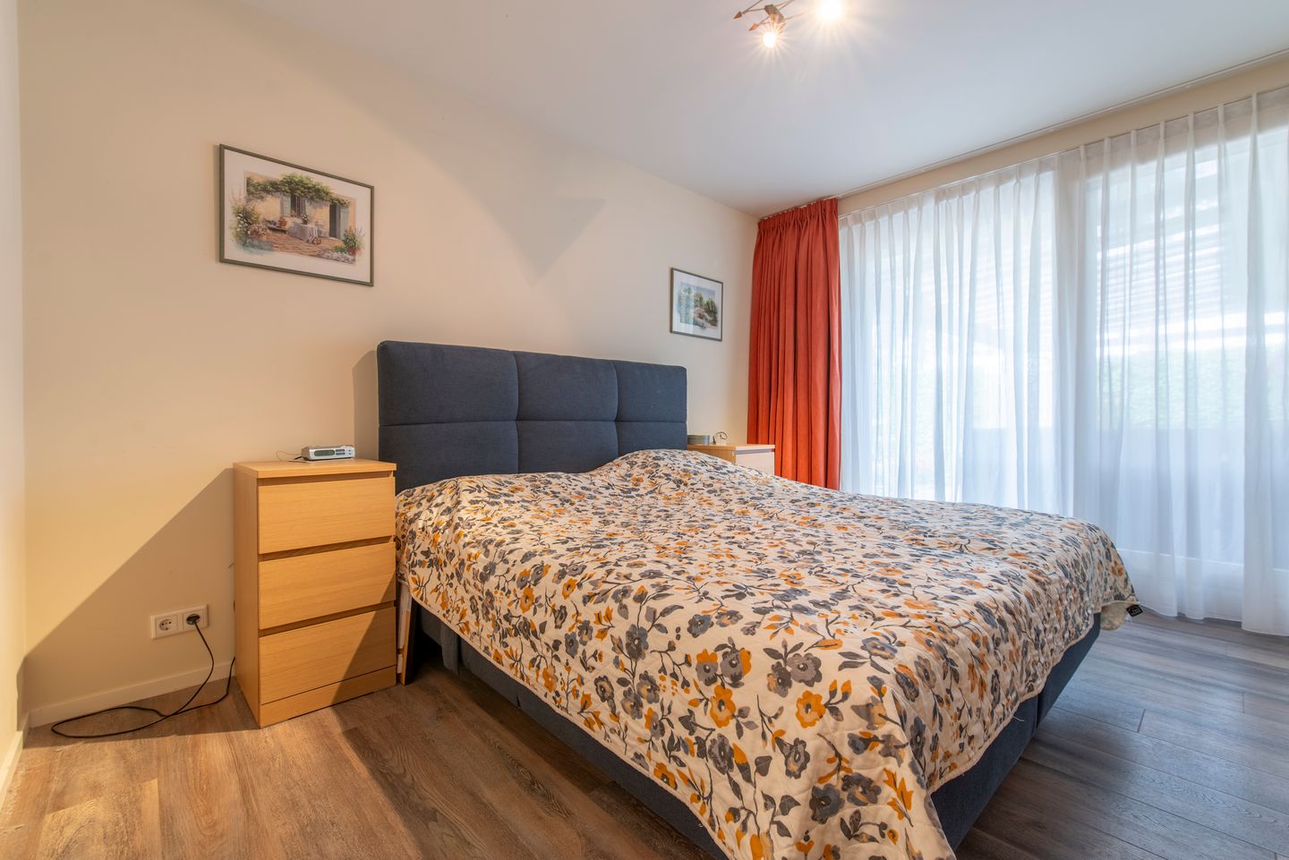 Photo 19 of Vondellaan 36