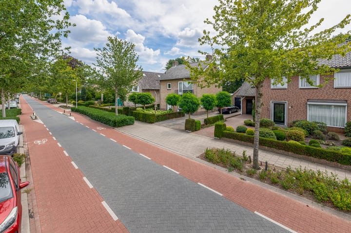 Foto 36 van Deken van Baarstraat 14