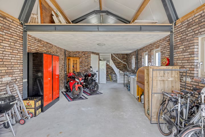 Foto 32 van Kerkeind 8