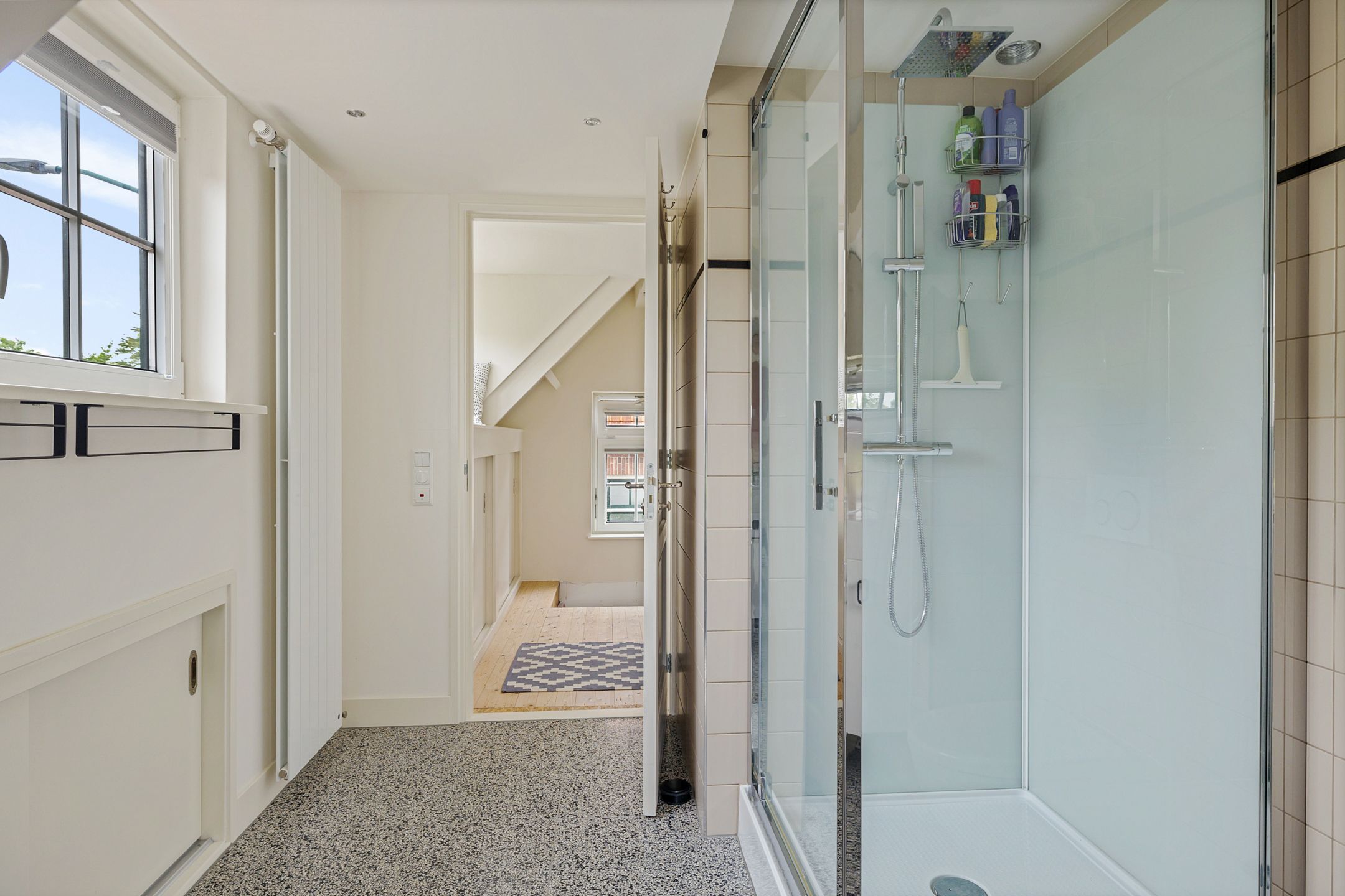 Photo 33 of Laan van Niftarlake 43