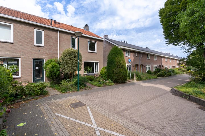 Foto 33 van Meidoornpad 27