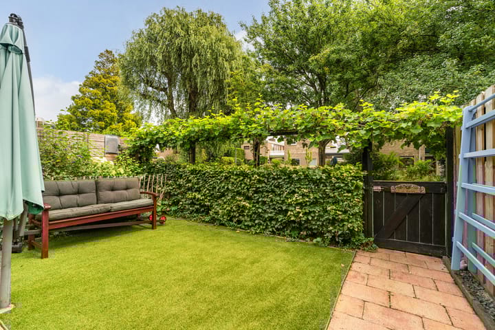 Photo 8 of John F. Kennedyplantsoen 60