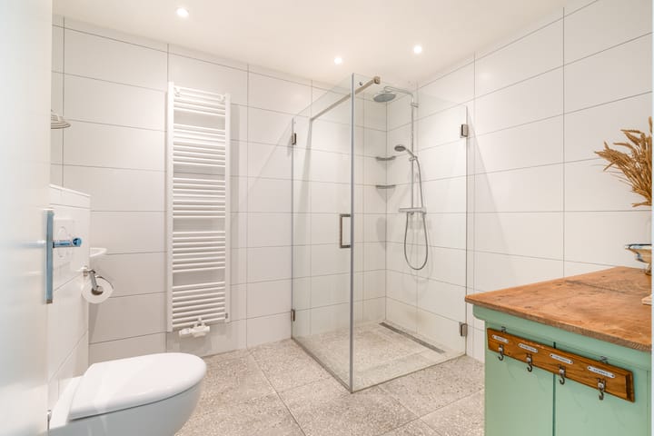 Photo 20 of John F. Kennedyplantsoen 60