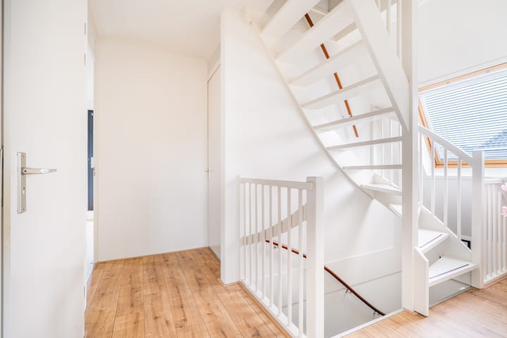 Foto 48 van Wegastraat 1