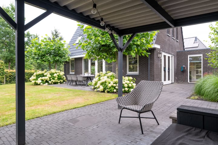 Foto 76 van Wegastraat 1